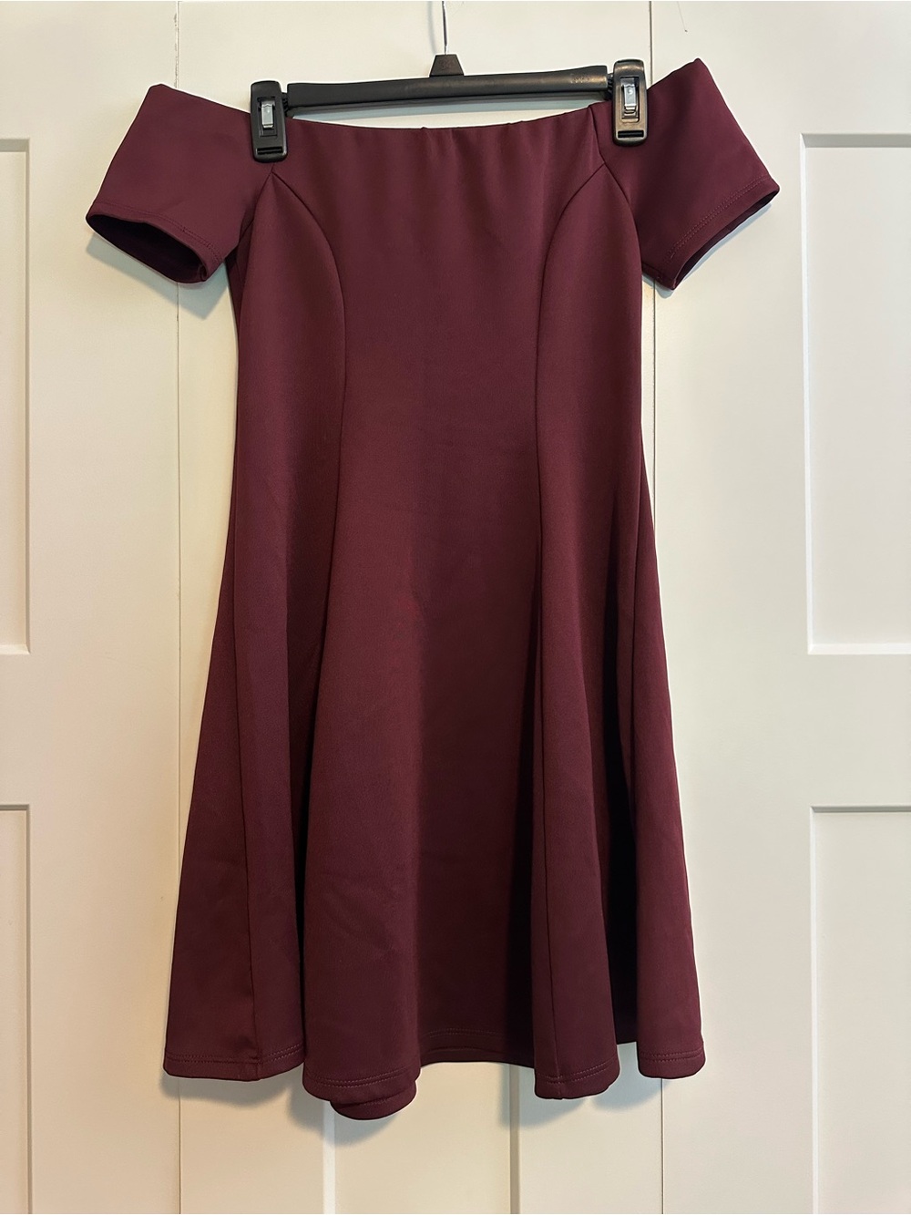 Forever 21 Juniors Off-Shoulder Burgundy Party Dress